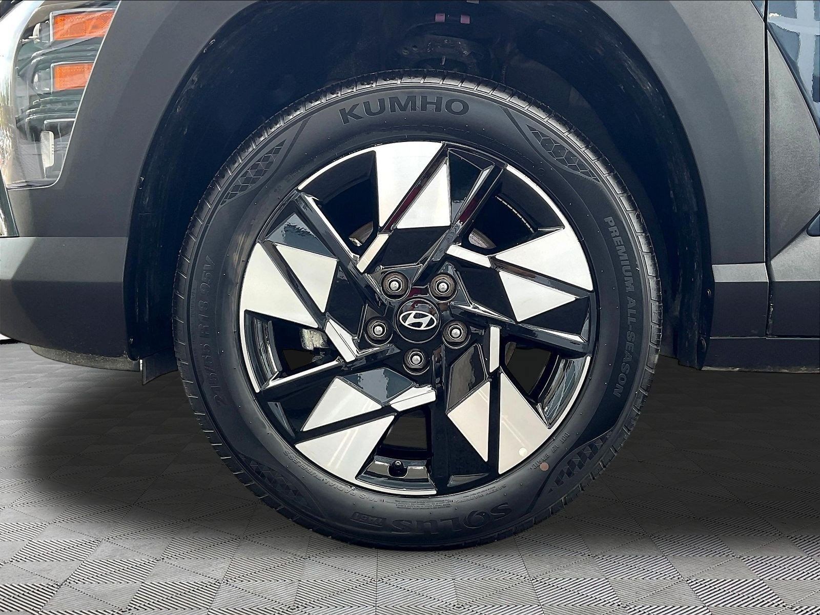 Used 2025 Hyundai Kona SEL AWD/4WD image 33