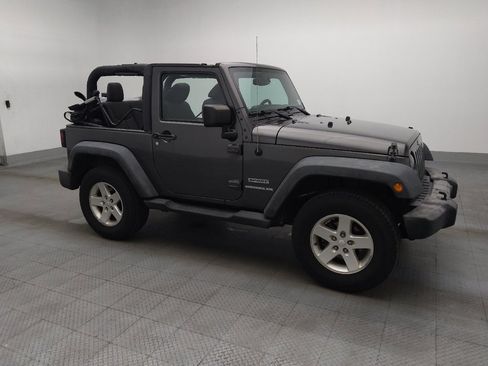 Used 2016 Jeep Wrangler Sport w/ Quick Order Package 24S AWD/4WD image 11