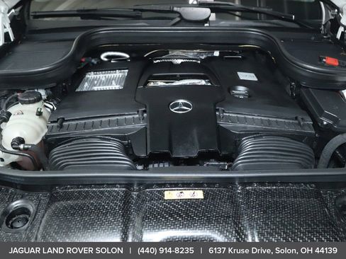 Used 2024 Mercedes-Benz GLS 580 4MATIC image 41