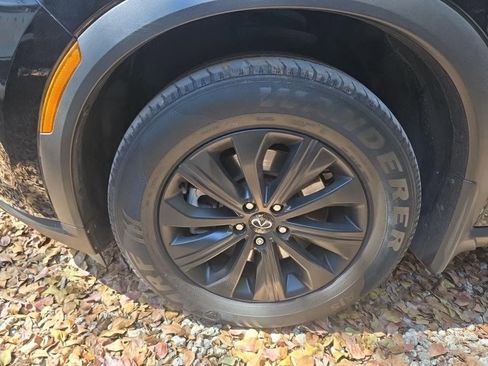 Certified 2023 INFINITI QX60 Pure image 11