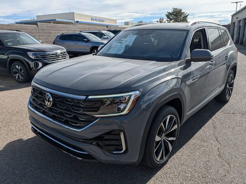 New 2026 Volkswagen Atlas SEL Premium R-Line image 9