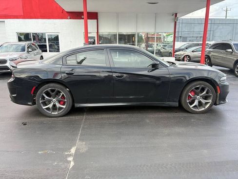Used 2019 Dodge Charger GT RWD image 4