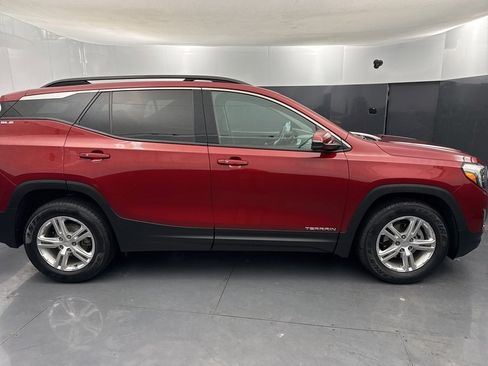 Used 2019 GMC Terrain SLE w/ Driver Convenience Package image 8