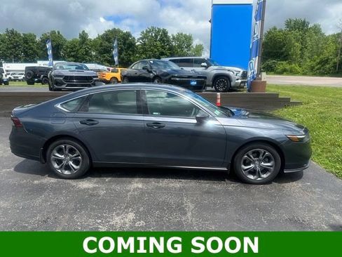 Used 2023 Honda Accord EX image 1