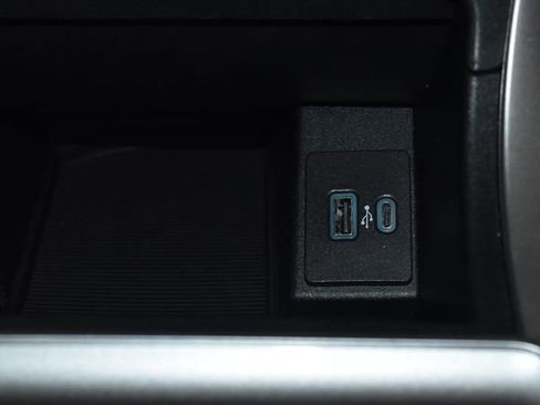 Used 2024 Ford Edge SEL image 18