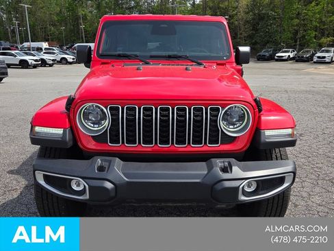 Used 2025 Jeep Wrangler Unlimited Sahara w/ Safety Group AWD/4WD image 3