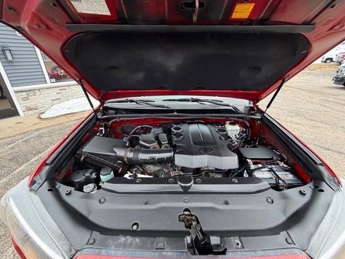 Used 2016 Toyota 4Runner 4WD image 69