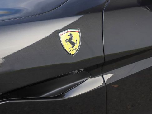 Certified 2020 Ferrari Portofino image 32