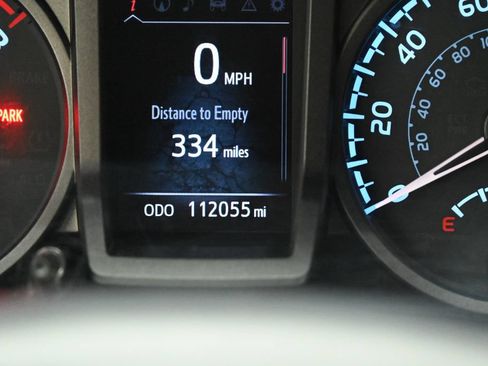 Used 2017 Toyota Tacoma TRD Off-Road w/ Tow Package AWD/4WD image 24