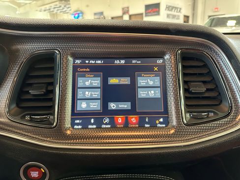 Used 2018 Dodge Challenger SRT Hellcat image 33