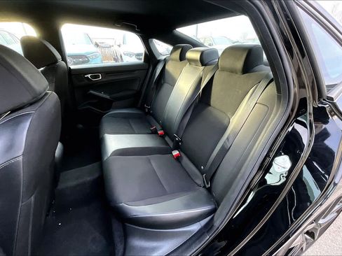 Used 2023 Honda Civic Sport image 19