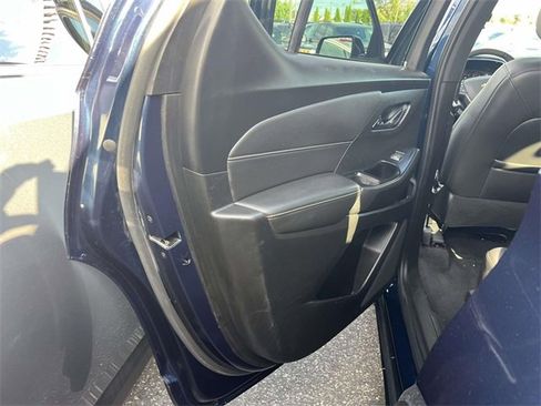 Certified 2023 Chevrolet Traverse LT image 13