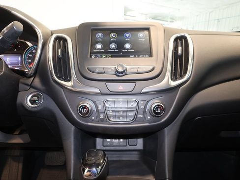 Used 2019 Chevrolet Equinox LT FWD image 10