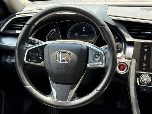 Used 2016 Honda Civic Touring image 13