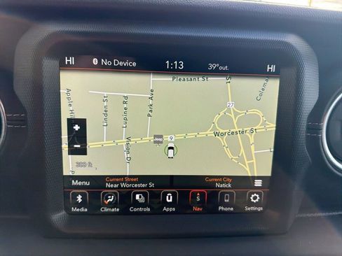 Certified 2021 Jeep Gladiator Overland w/ Popular Equipment Package image 9