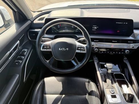 Used 2025 Kia Telluride S image 5