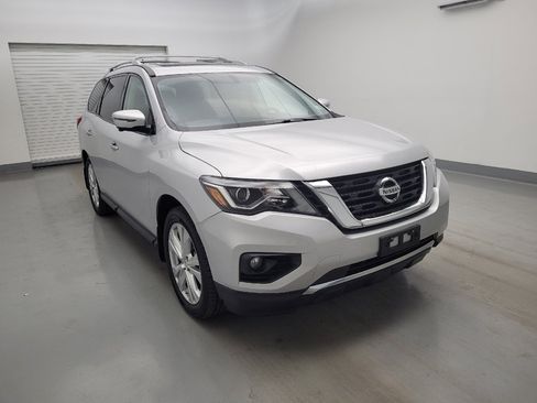 Used 2018 Nissan Pathfinder SL w/ SL Premium Package AWD/4WD image 13