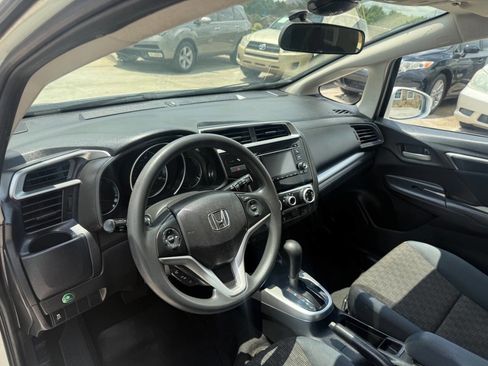 Used 2017 Honda Fit LX image 10
