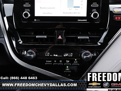 Used 2022 Toyota Camry LE image 18