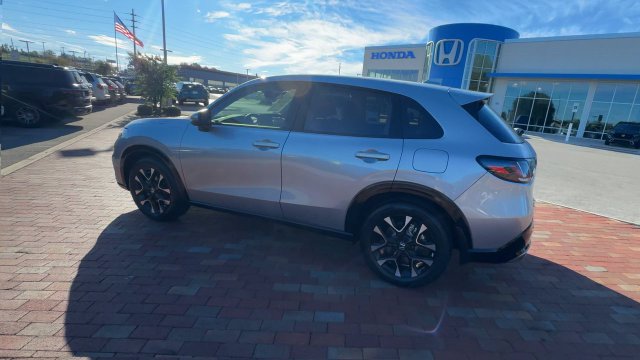 Used 2026 Honda HR-V EX-L image 7