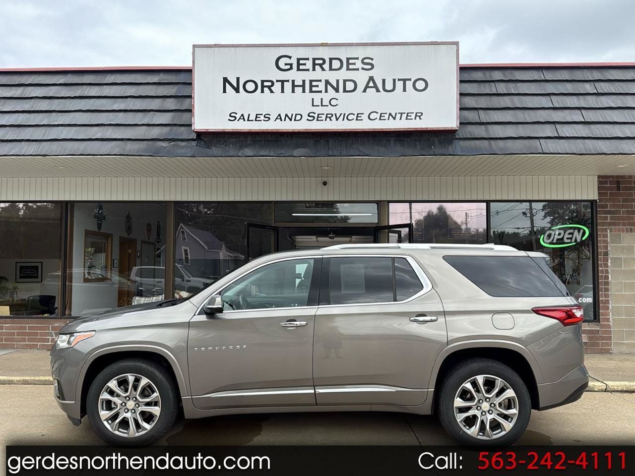 Used 2019 Chevrolet Traverse Premier FWD image 1