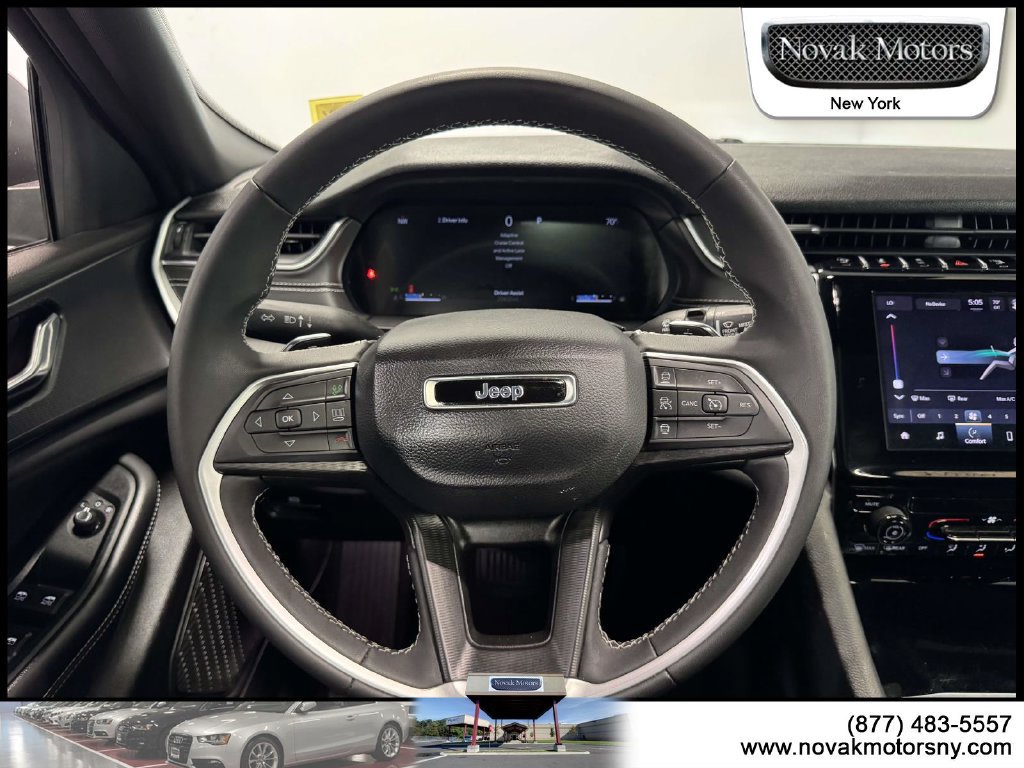 Used 2024 Jeep Grand Cherokee Laredo X AWD/4WD image 15