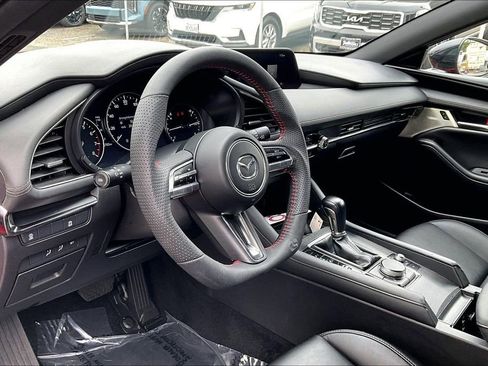 Certified 2021 MAZDA MAZDA3 AWD 2.5 Turbo Hatchback image 9