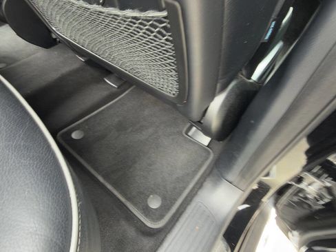 Used 2014 Mercedes-Benz GL 550 4MATIC image 60