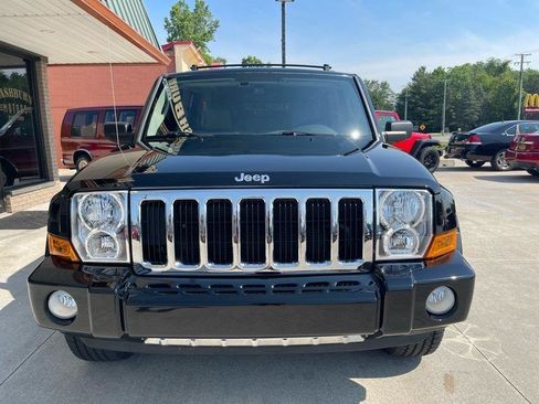 Used 2007 Jeep Commander Limited w/ Trailer Tow Group IV AWD/4WD image 4