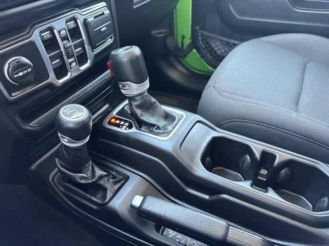 Used 2019 Jeep Wrangler Unlimited Sport S AWD/4WD image 16