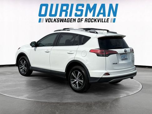 Used 2018 Toyota RAV4 XLE w/ Plus Extra Value Package AWD/4WD image 4