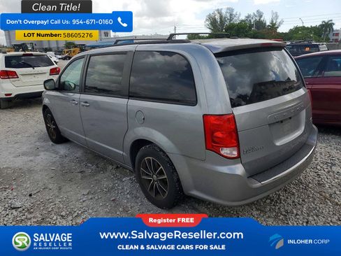 Used 2018 Dodge Grand Caravan GT FWD image 3