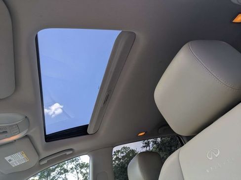 Used 2013 INFINITI JX35 AWD w/ Premium Pkg image 23
