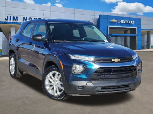 Used 2021 Chevrolet TrailBlazer LS image 1