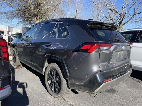 Used 2022 Toyota RAV4 XSE image 2