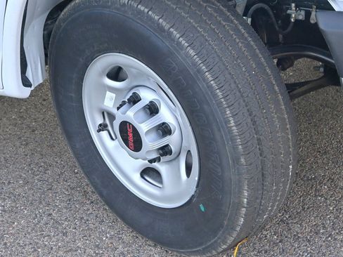 New 2025 GMC Savana 3500 w/ Power Convenience Package image 22