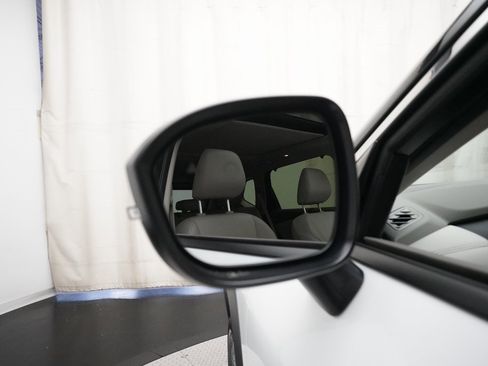 Certified 2025 Nissan Rogue SL w/ Tech Package image 25