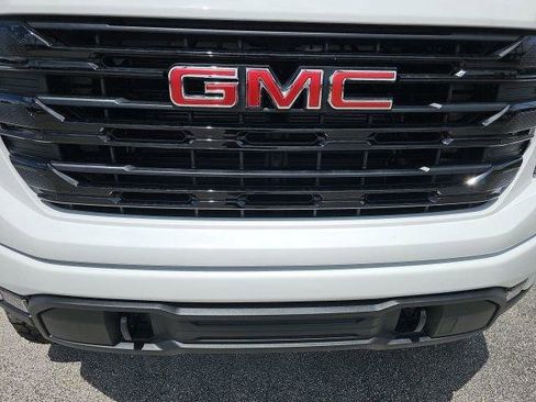 New 2025 GMC Sierra 1500 Elevation w/ X31 Off-Road Package image 9
