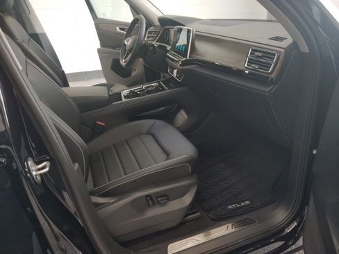 New 2026 Volkswagen Atlas SEL AWD/4WD image 17