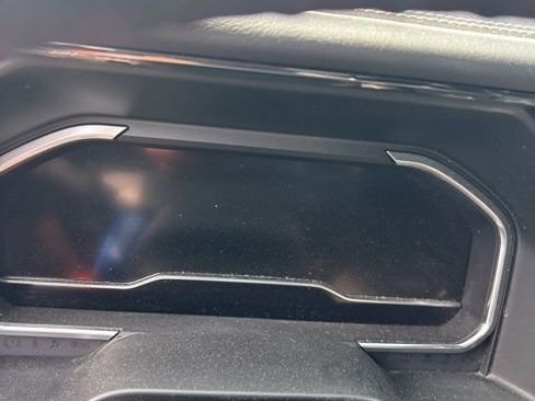 Used 2022 GMC Sierra 1500 AT4X image 13