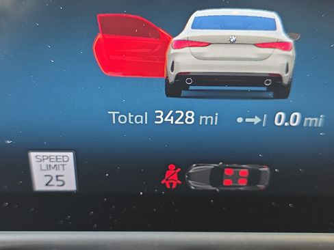 Used 2025 BMW 430i Coupe w/ Premium Package image 29