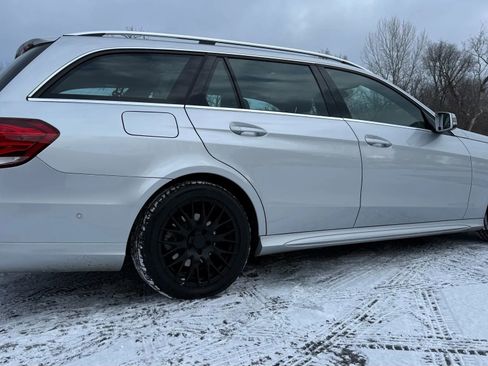 Used 2016 Mercedes-Benz E 350 4MATIC Wagon w/ Premium Package image 10