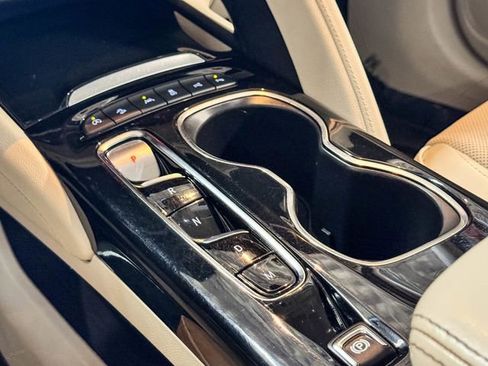 Used 2022 Buick Envision Avenir w/ Technology Package II image 33