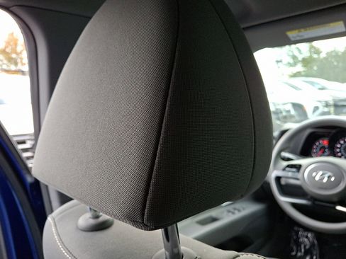 Certified 2023 Hyundai Elantra SEL image 13