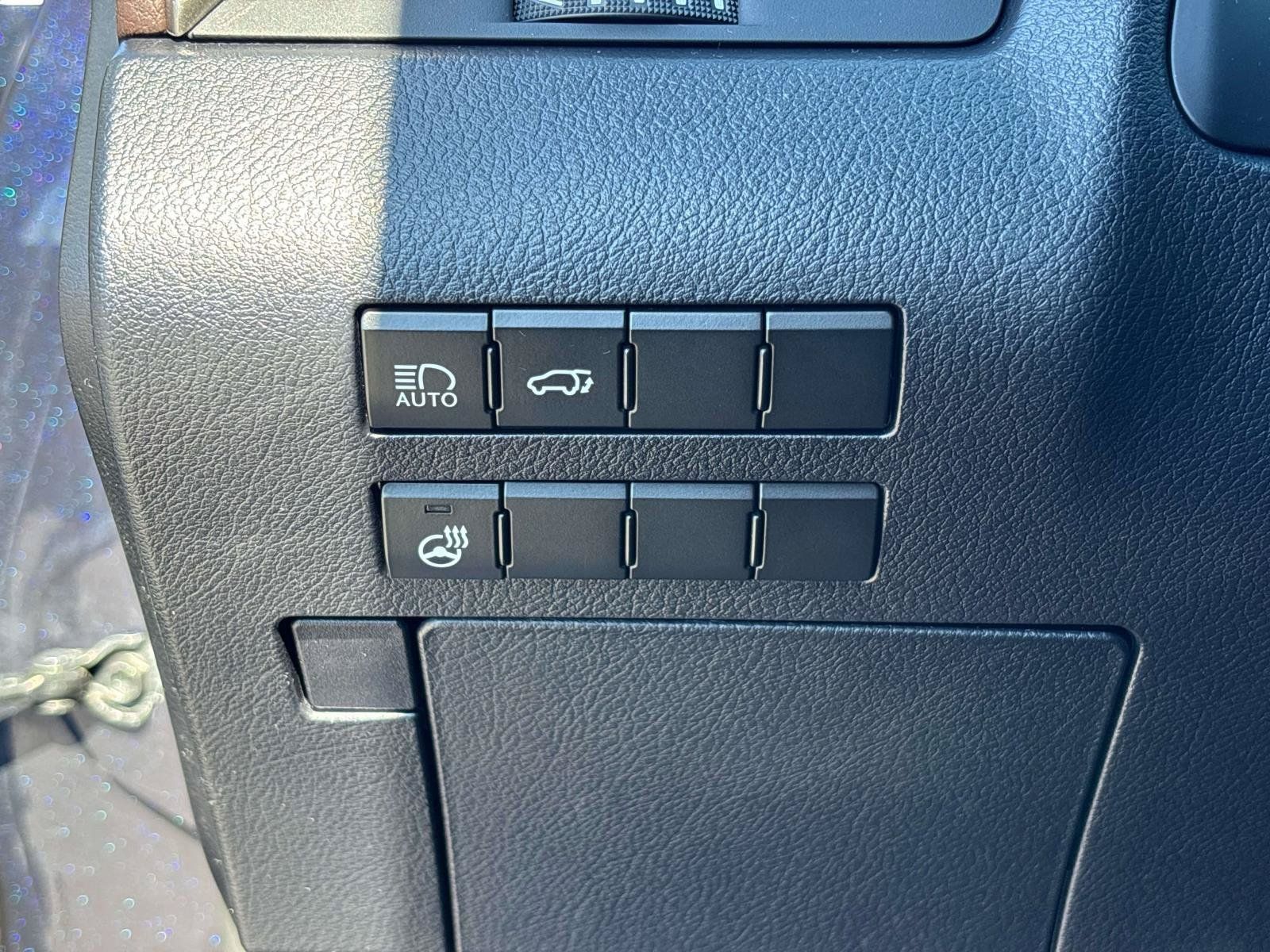 Used 2019 Lexus RX 350L AWD image 17