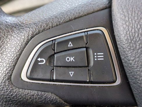 Used 2021 Ford EcoSport SE w/ SE Convenience Package image 25