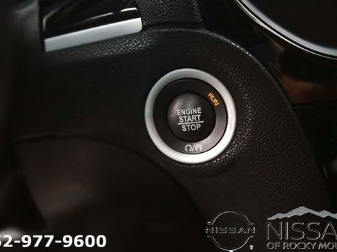 Used 2020 Chrysler 300 S RWD image 18