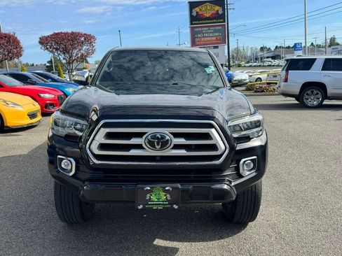 Used 2021 Toyota Tacoma Limited w/ Blackout Package (TMS) AWD/4WD image 19