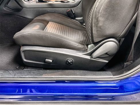 Used 2021 Dodge Challenger SXT w/ Blacktop Package image 13