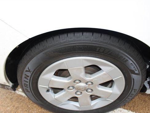 Used 2008 Toyota Prius FWD image 33